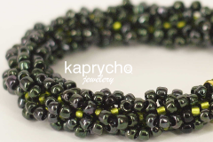 kaprycho_black_green_gold_2