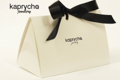KAPRYCHO_OPAKOWANIE_WHITE1